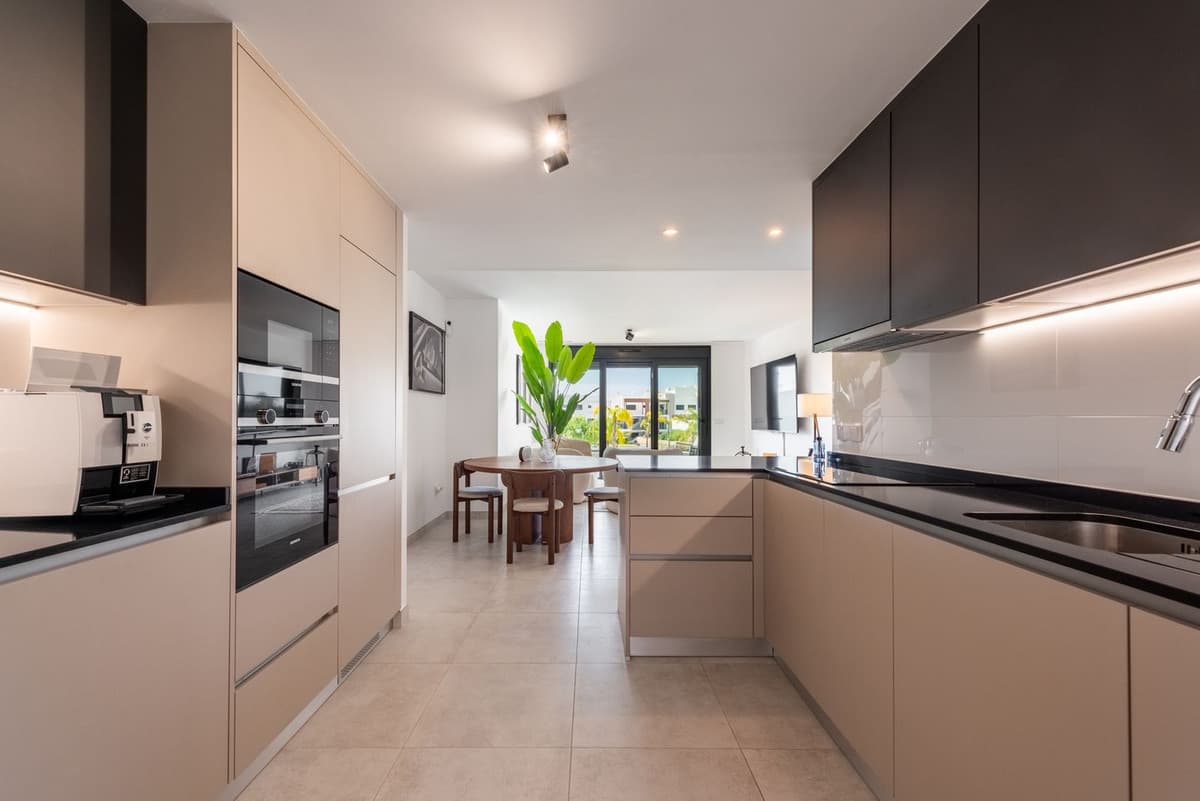 Middle Floor Apartment in Atalaya — photo 6 of 10