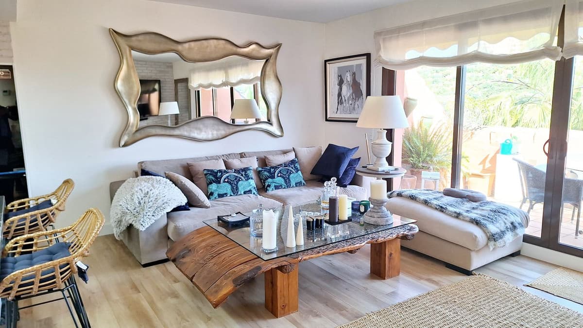 Penthouse in La Duquesa — photo 3 of 10