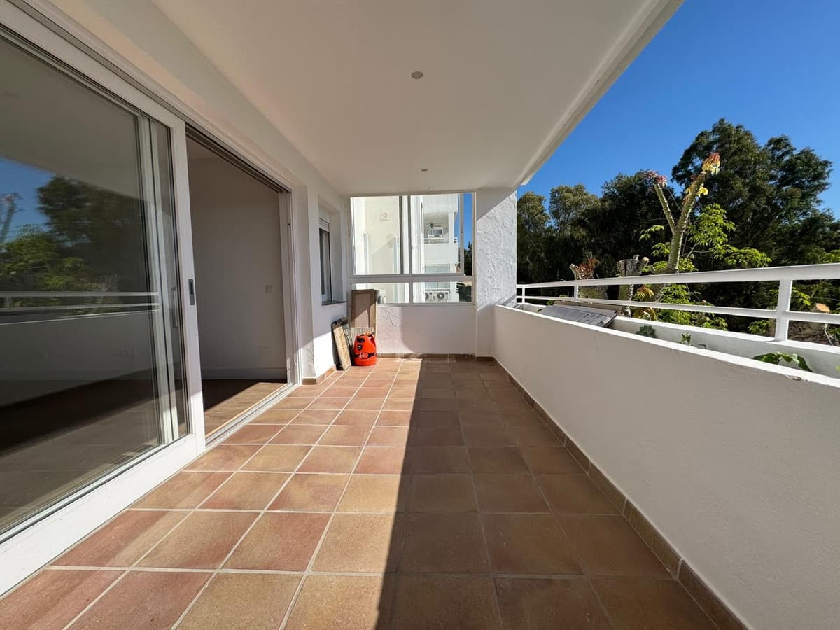 Middle Floor Apartment in Atalaya — photo 4 of 10