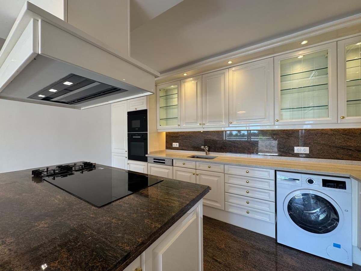 Middle Floor Apartment in Atalaya — photo 10 of 10