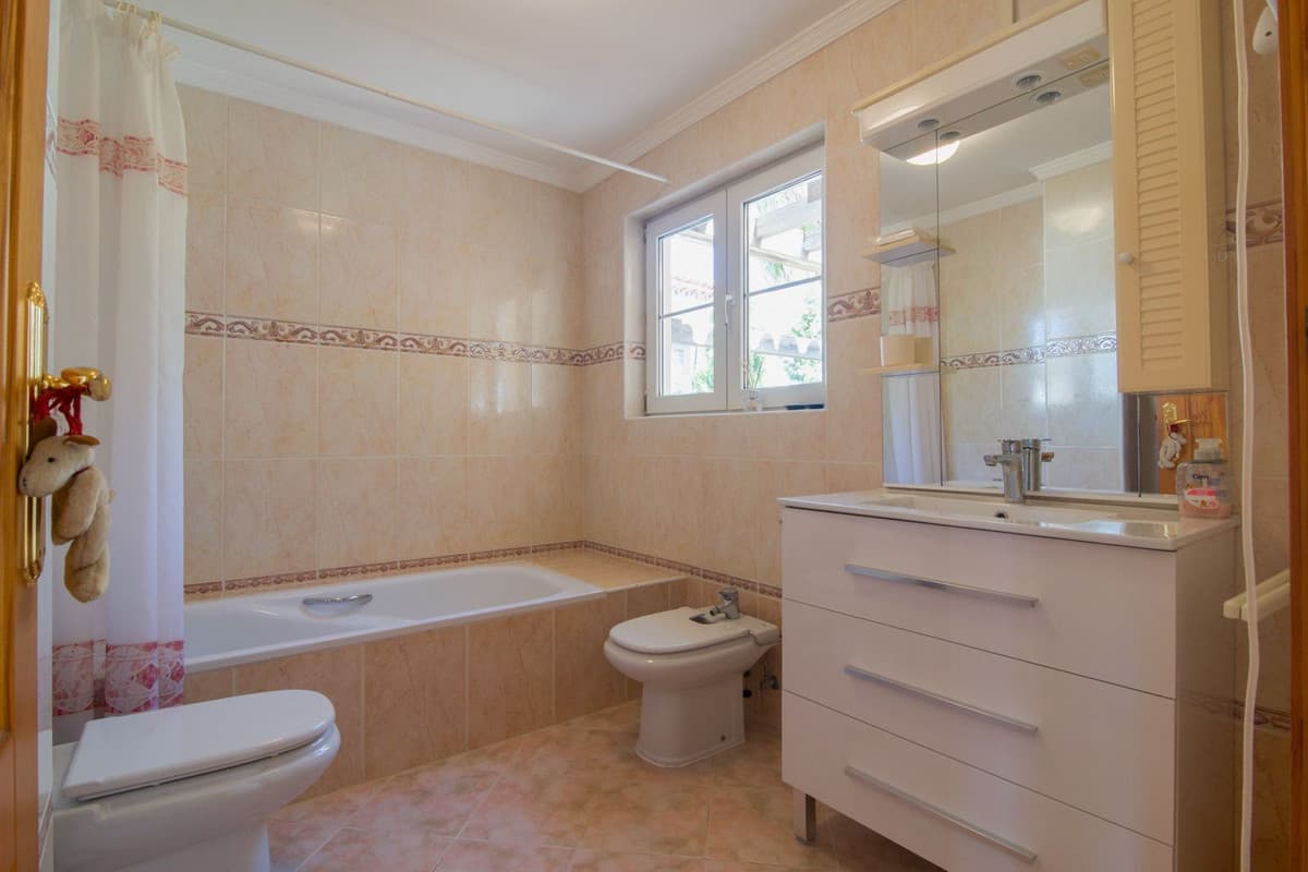 Detached Villa in Fuengirola — photo 9 of 10