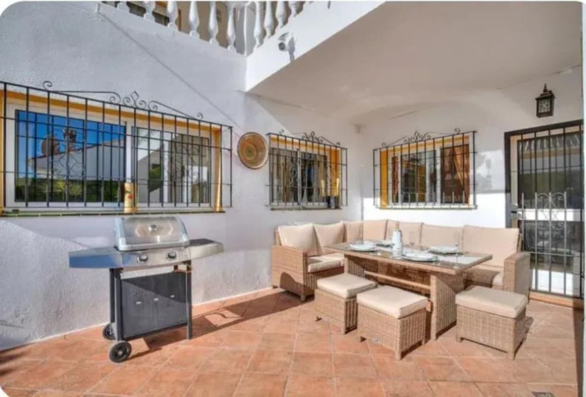 Detached Villa in Monda — photo 9 of 10