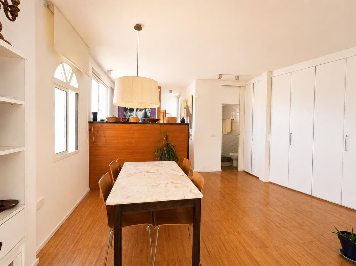 Top Floor Apartment in Málaga Centro — photo 7 of 10