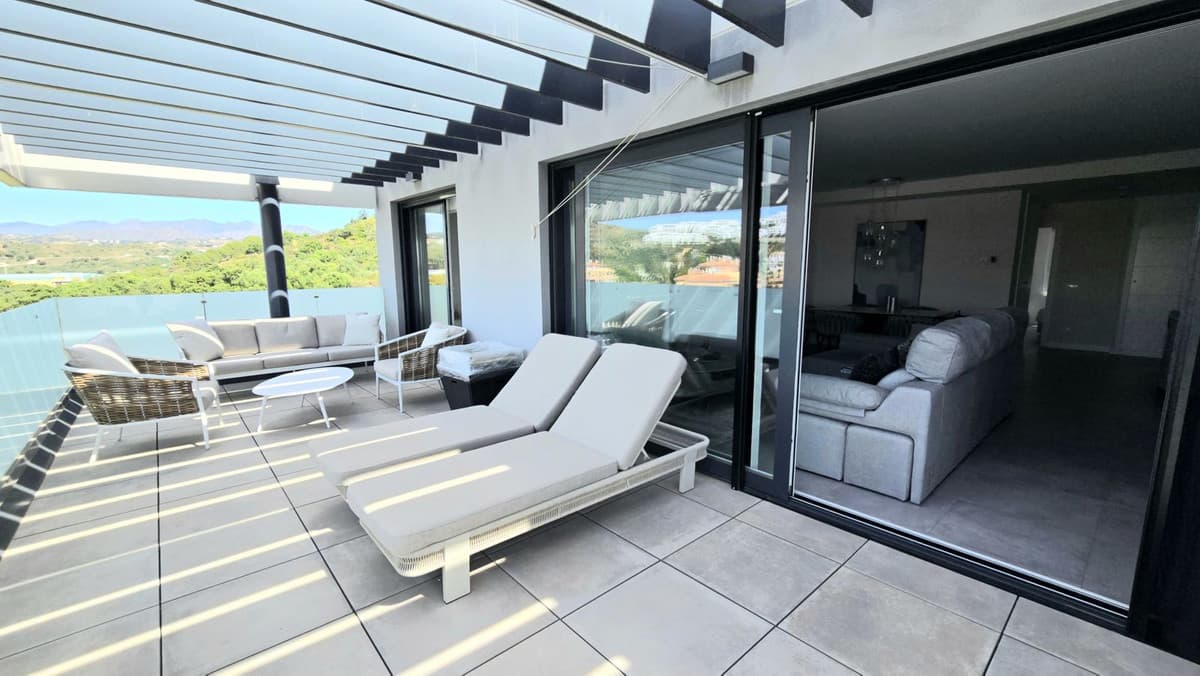Middle Floor Apartment in La Cala de Mijas — photo 4 of 10