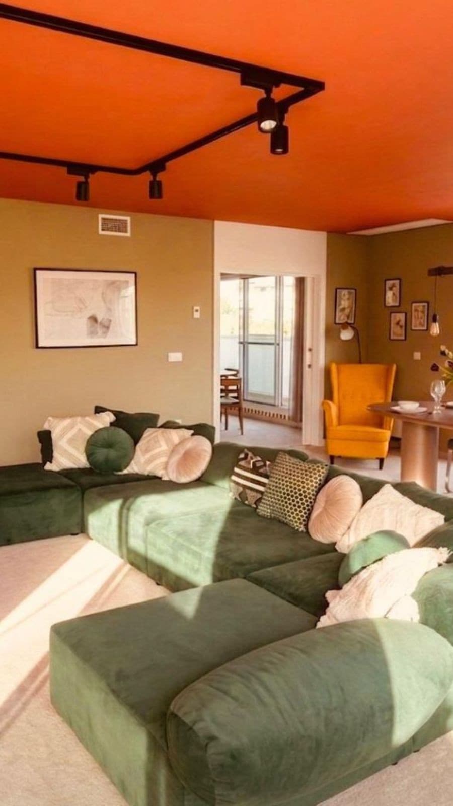 Middle Floor Apartment in Sotogrande — photo 4 of 10