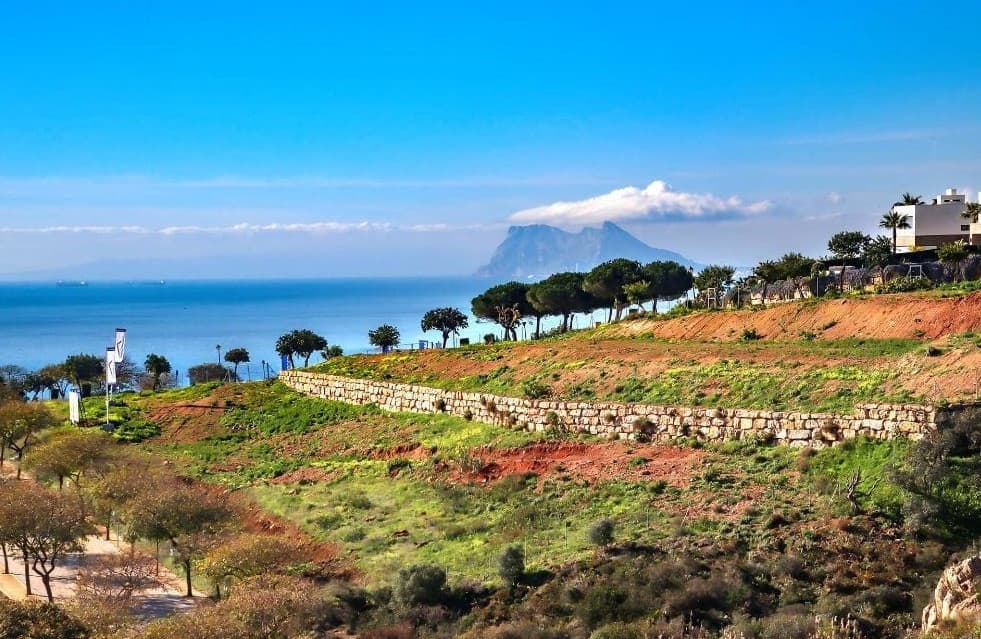 Land in Manilva — photo 1 of 5