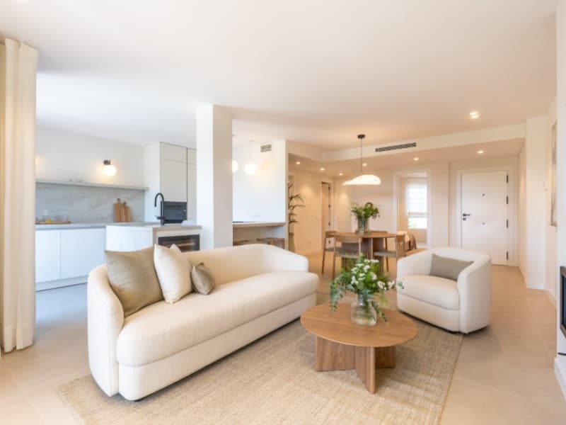 Penthouse in Benahavís — photo 1 of 10