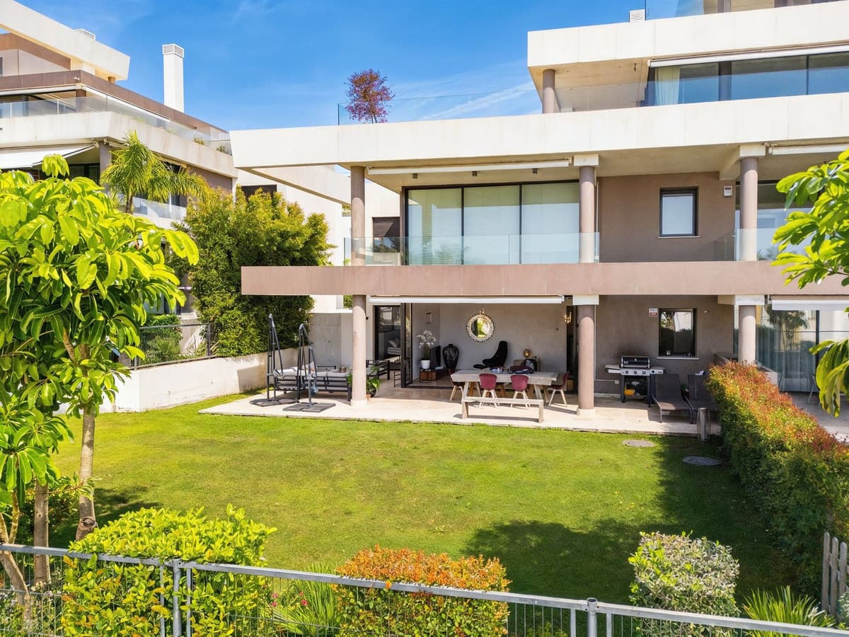 Ground Floor Apartment in Cabopino — photo 1 of 10