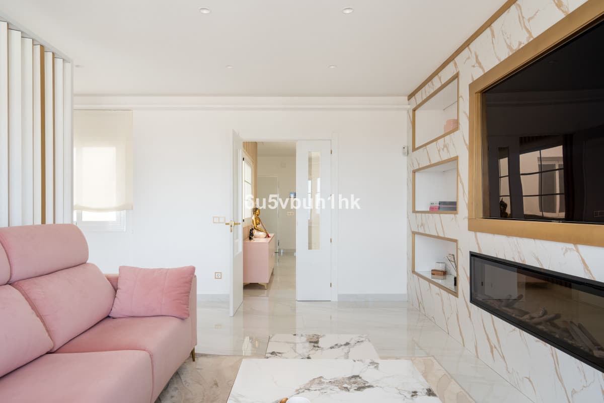 Semi-Detached House in La Mairena — photo 7 of 10