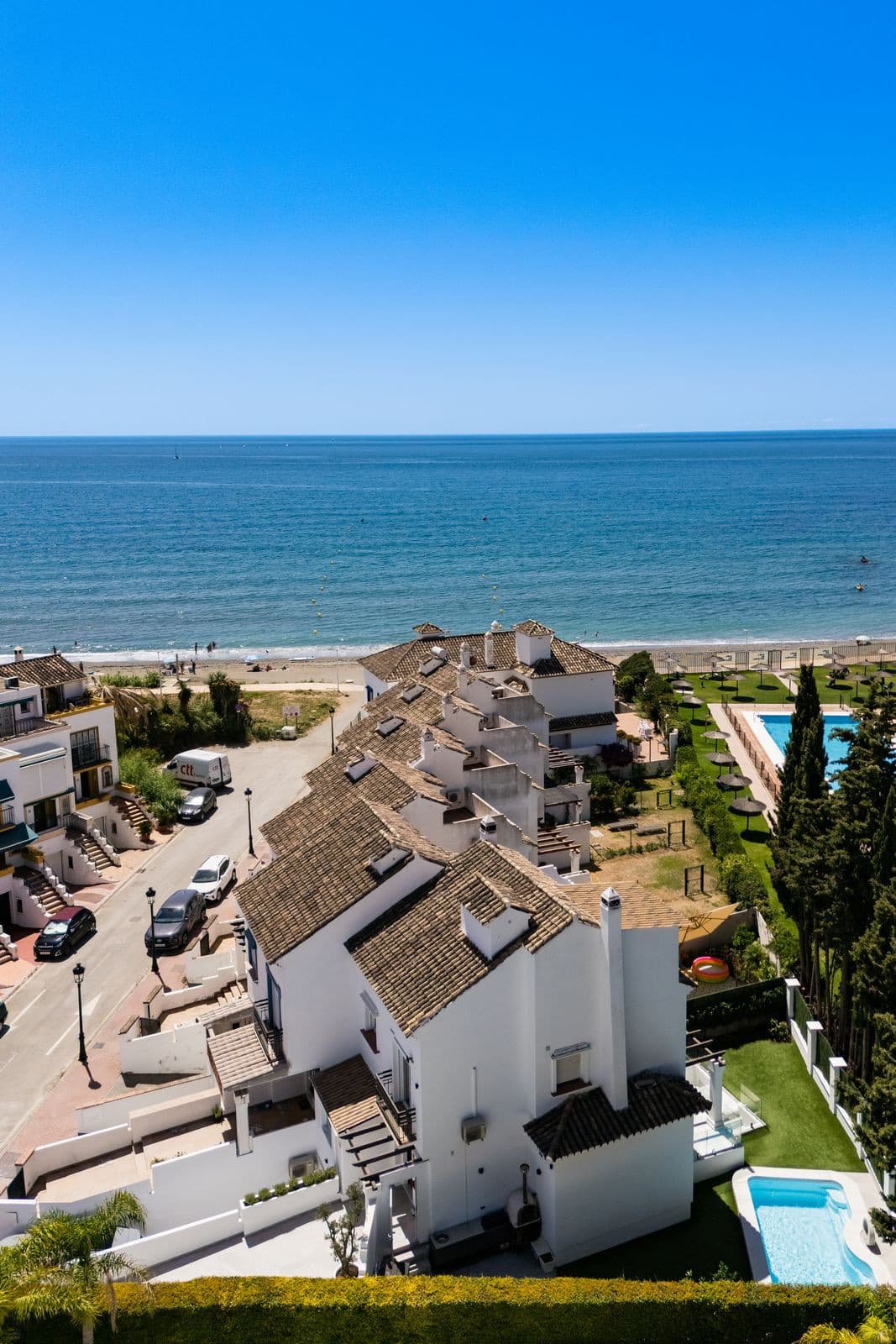 Detached Villa in Estepona — photo 2 of 10