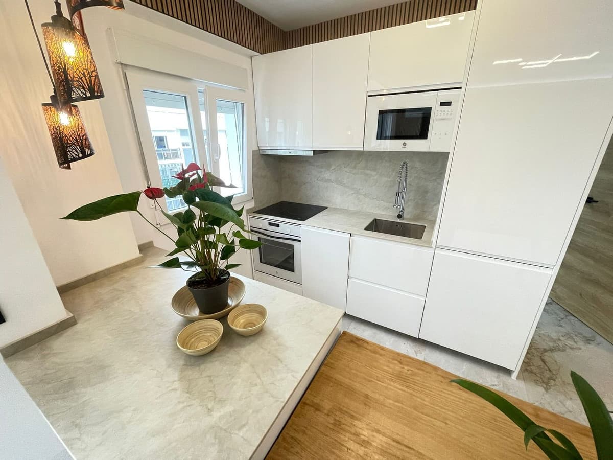 Top Floor Apartment in Estepona — photo 4 of 10