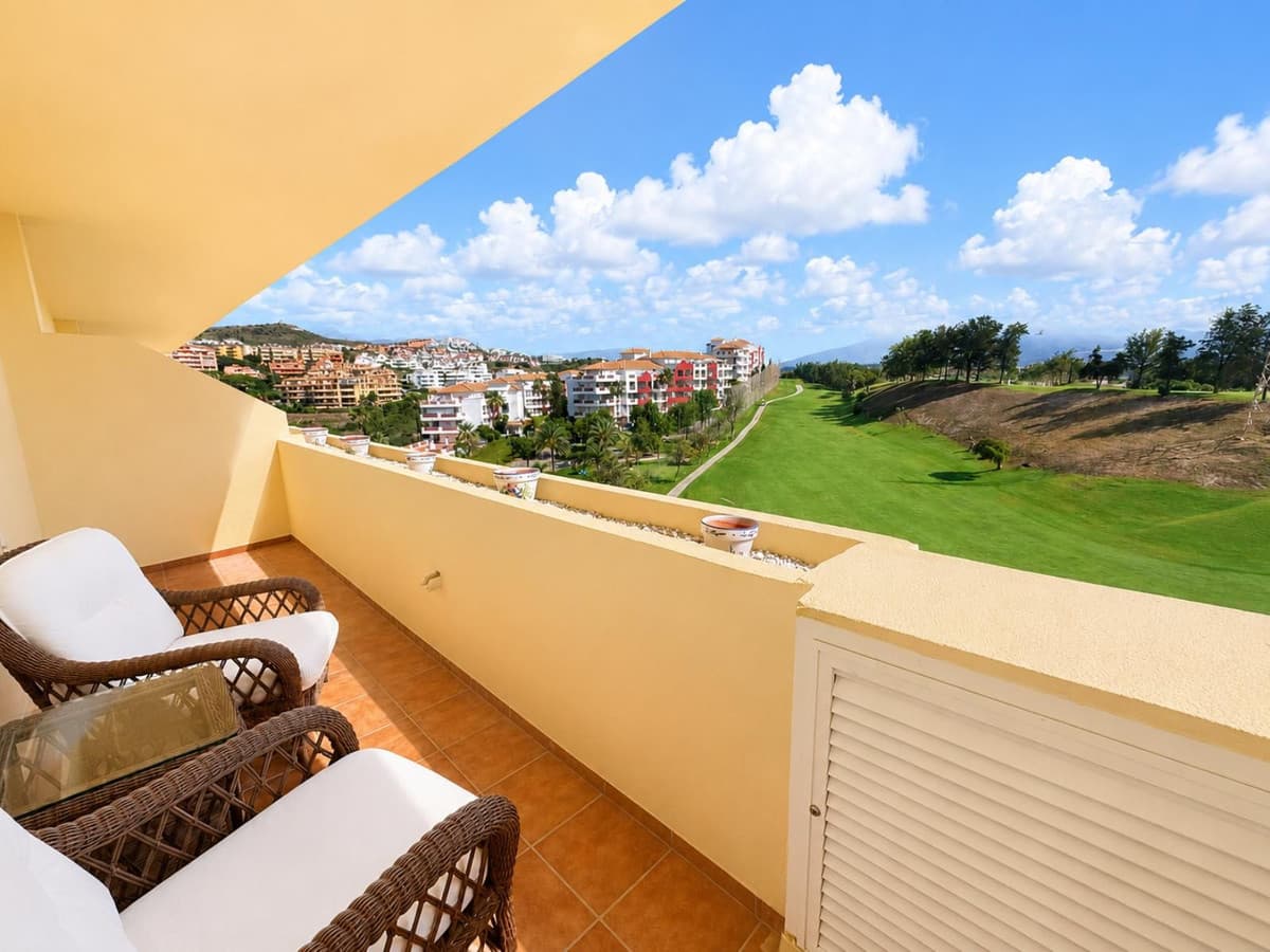 Middle Floor Apartment in Riviera del Sol — photo 1 of 10