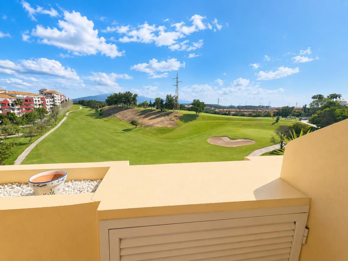 Middle Floor Apartment in Riviera del Sol — photo 3 of 10