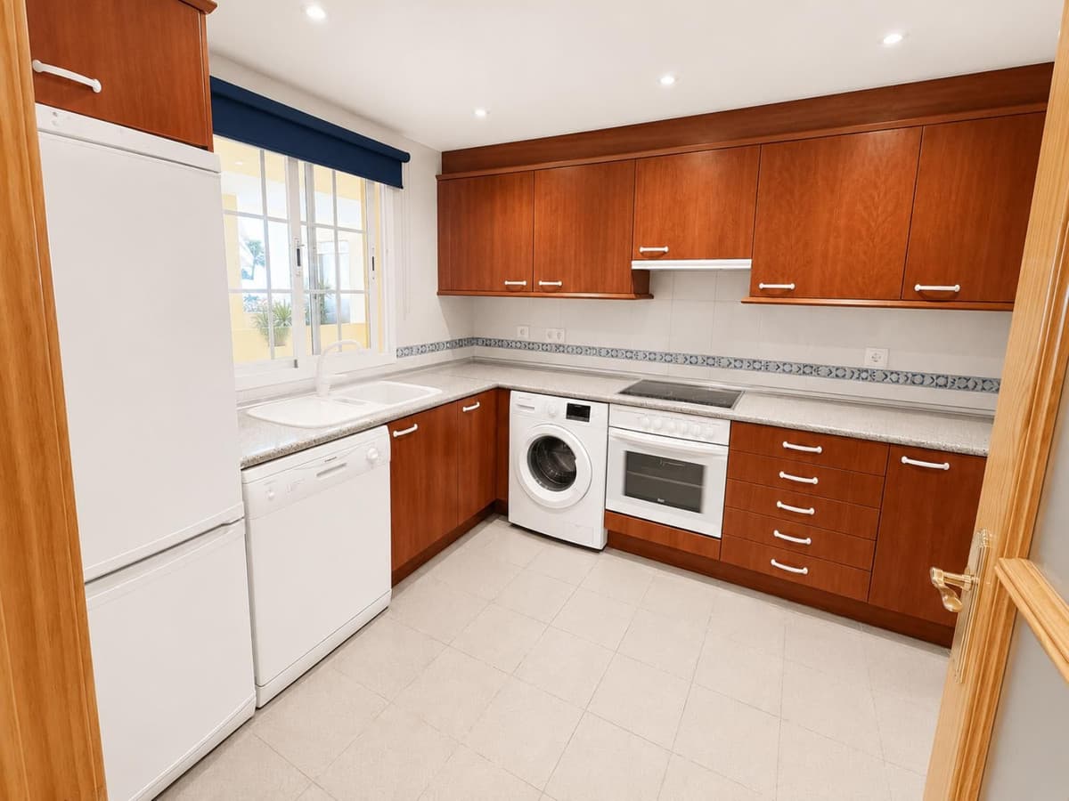 Middle Floor Apartment in Riviera del Sol — photo 5 of 10