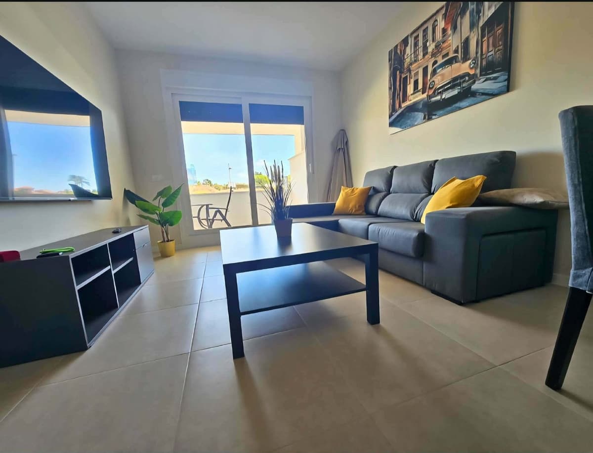 Ground Floor Apartment in Estepona — photo 2 of 10
