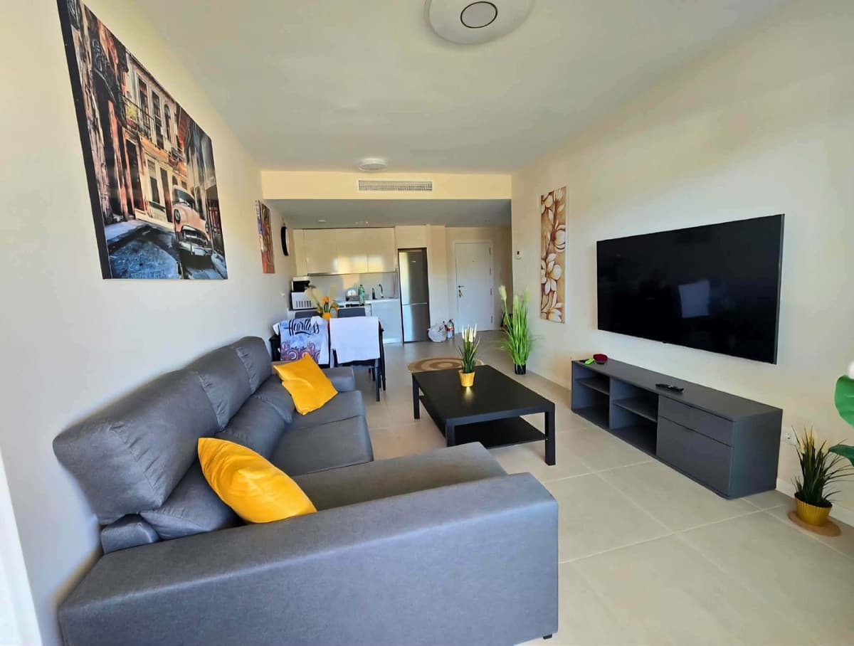 Ground Floor Apartment in Estepona — photo 3 of 10