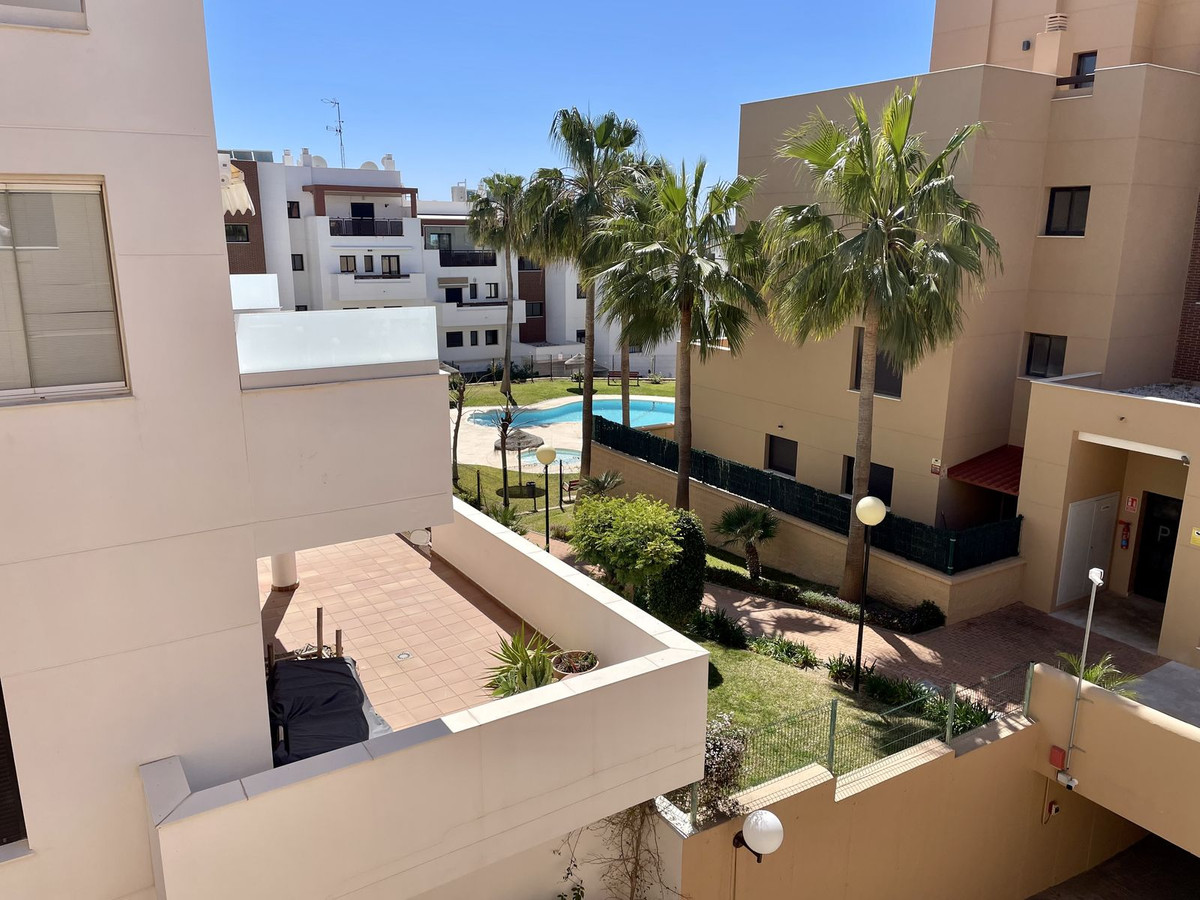 Middle Floor Apartment in La Cala — photo 4 of 10