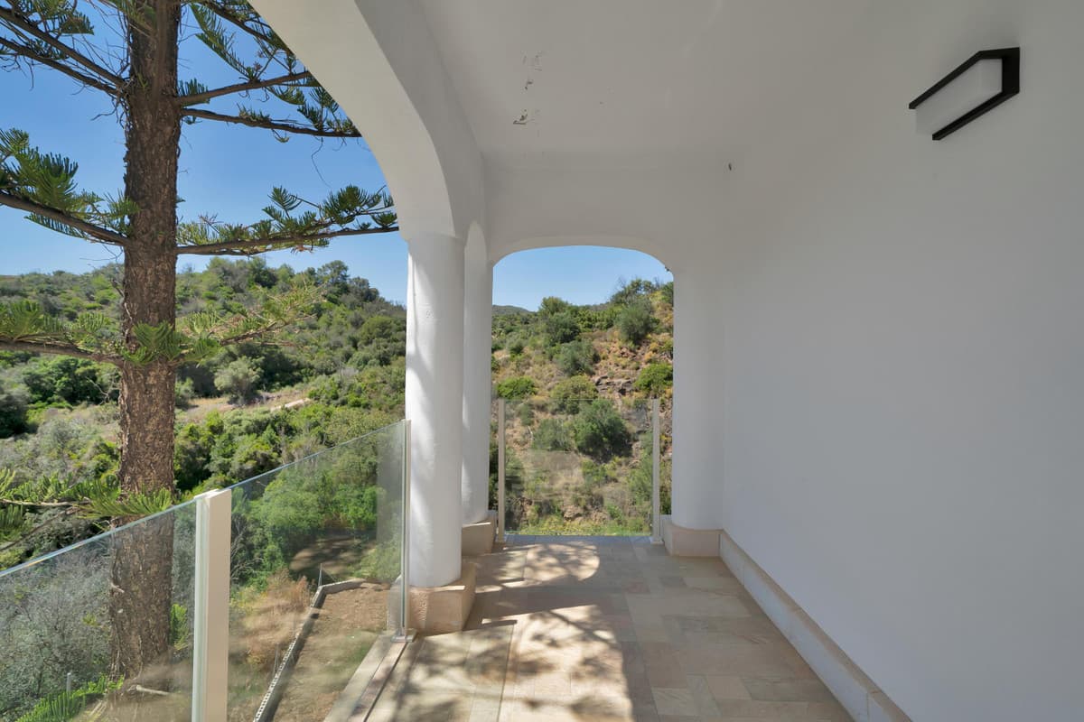 Detached Villa in Marbella — photo 4 of 10