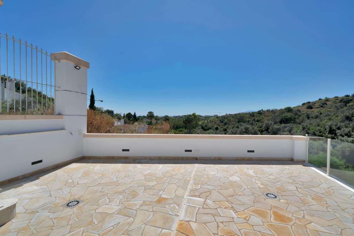 Detached Villa in Marbella — photo 6 of 10