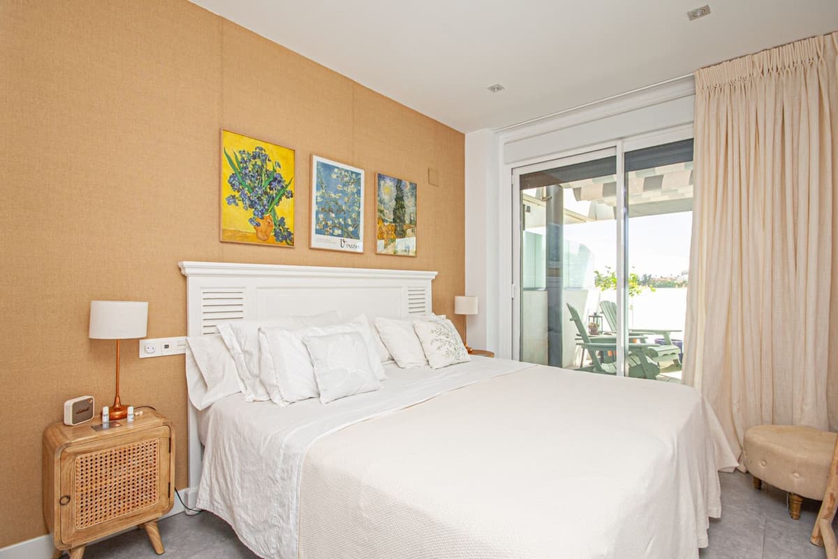Middle Floor Apartment in La Cala de Mijas — photo 9 of 10
