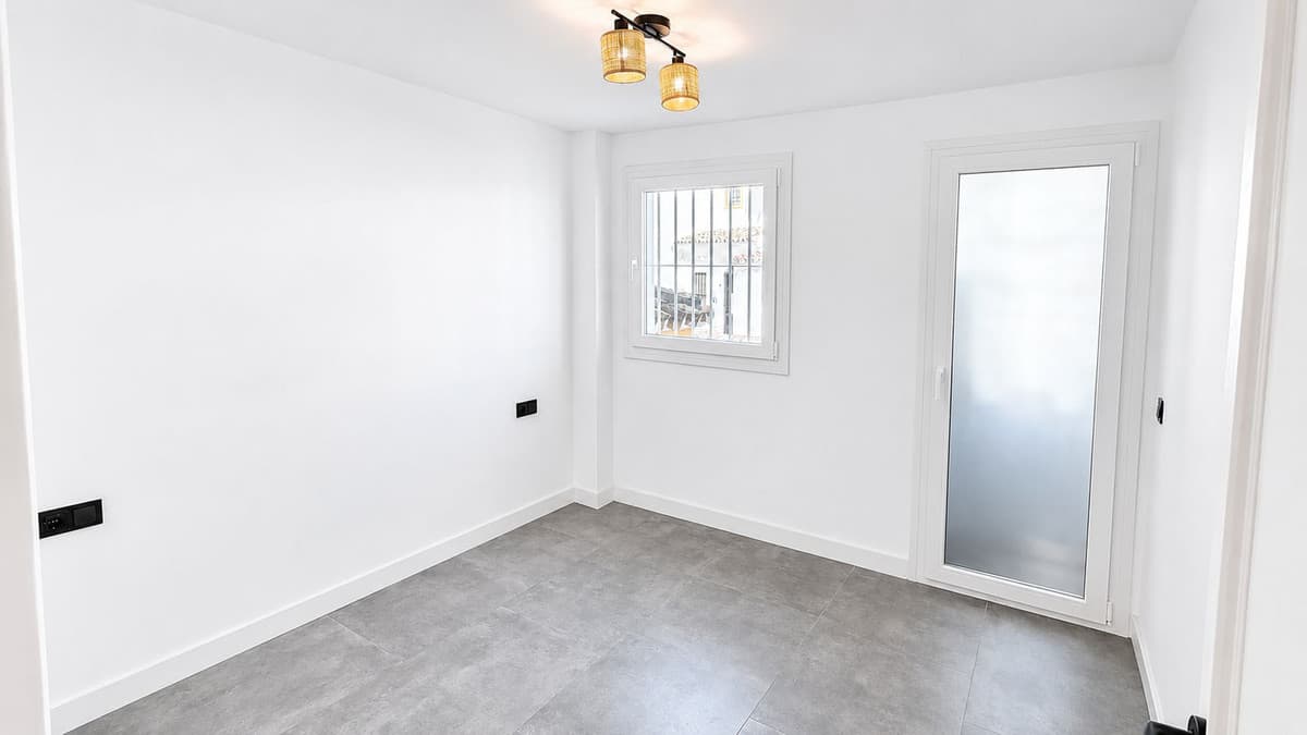 Middle Floor Apartment in Atalaya — photo 10 of 10