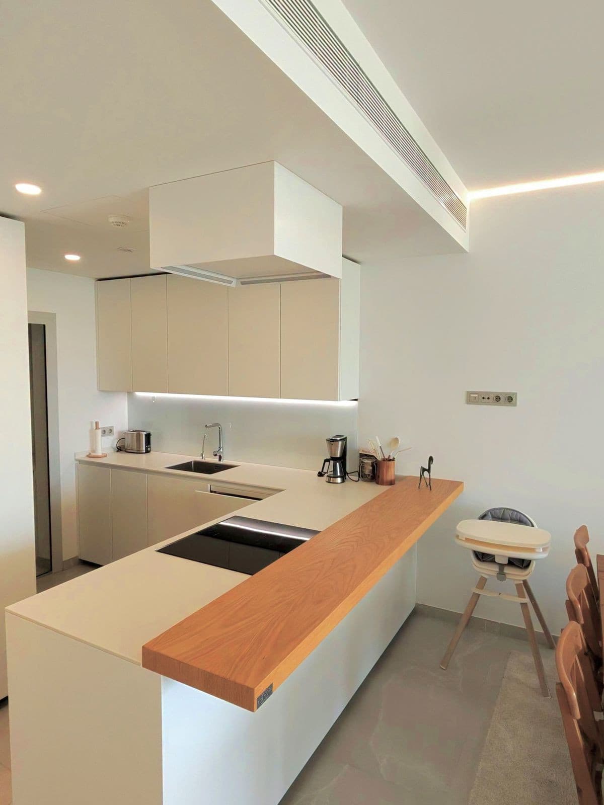 Penthouse Duplex in Higueron — photo 10 of 10