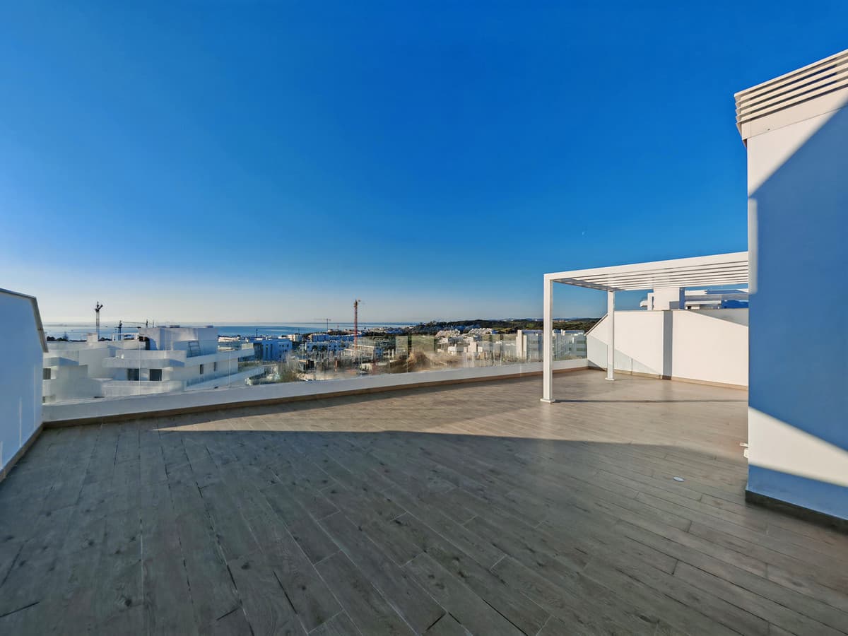 Penthouse Duplex in Estepona — photo 1 of 10