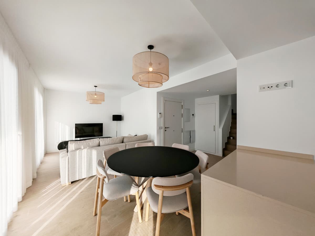 Penthouse Duplex in Estepona — photo 2 of 10