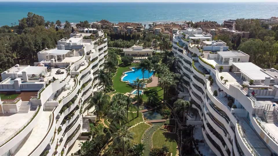 Ground Floor Apartment in Puerto Banús — photo 1 of 10