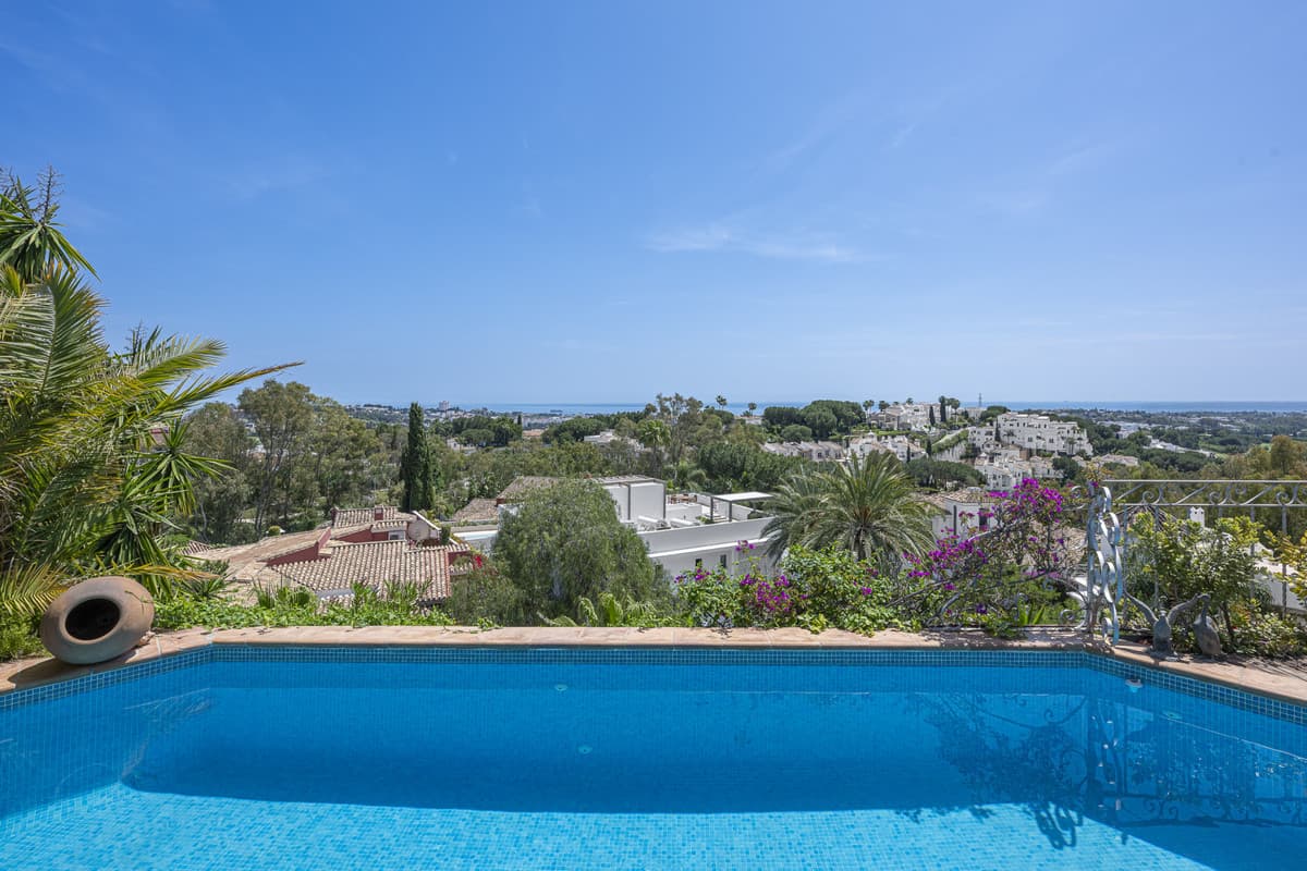 Detached Villa in Benahavís — photo 6 of 10