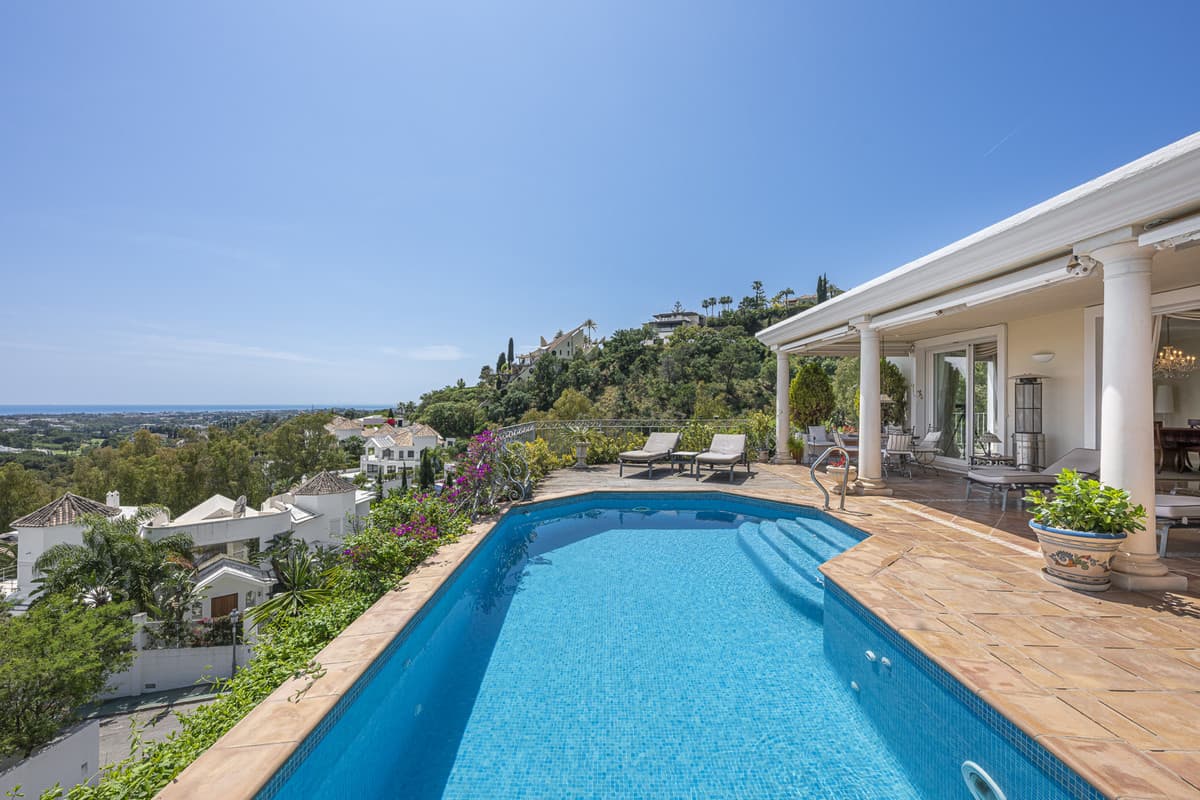 Detached Villa in Benahavís — photo 7 of 10
