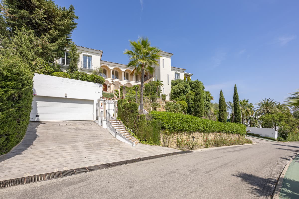 Detached Villa in Benahavís — photo 10 of 10