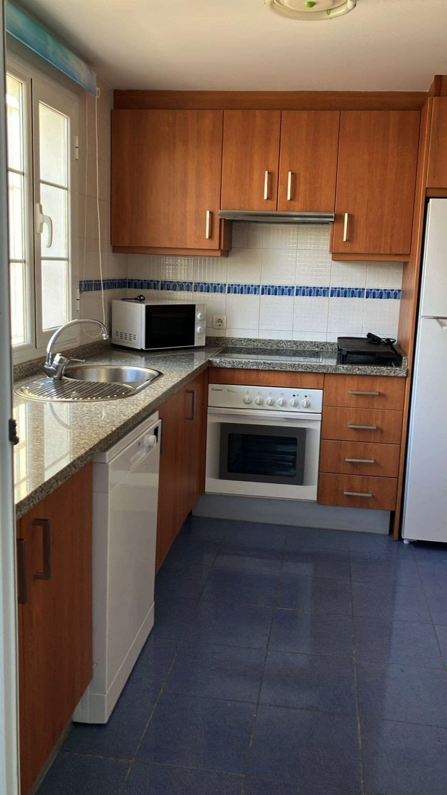 Ground Floor Apartment in Estepona — photo 5 of 10