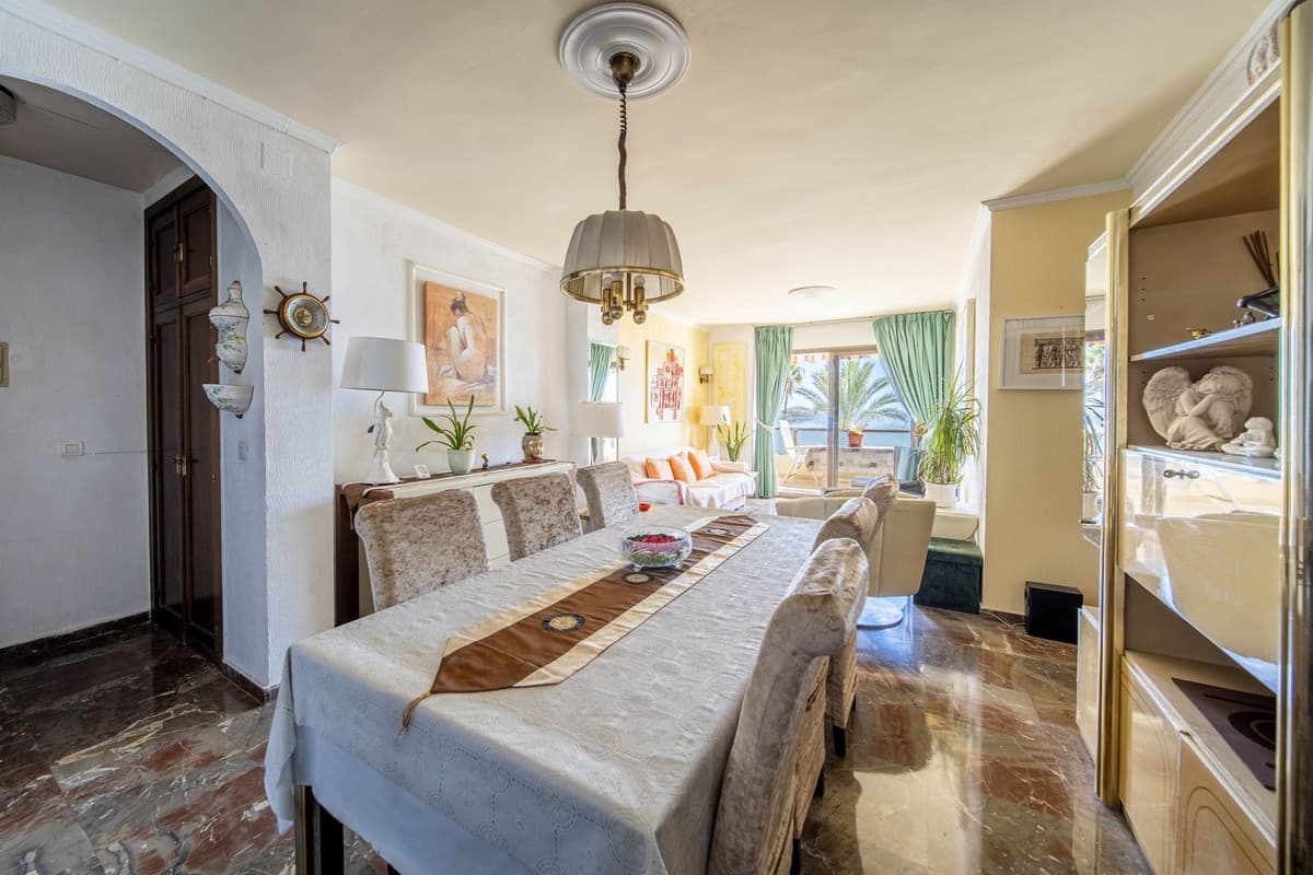 Middle Floor Apartment in Fuengirola — photo 10 of 10