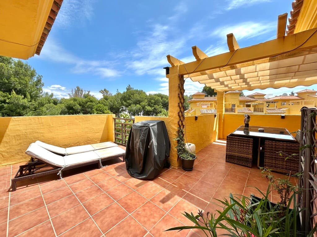 Semi-Detached House in Estepona — photo 5 of 10