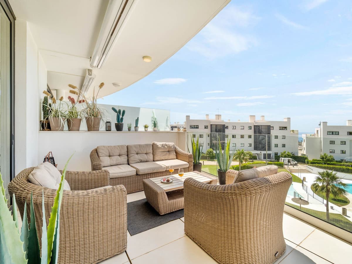 Middle Floor Apartment in Fuengirola — photo 2 of 10
