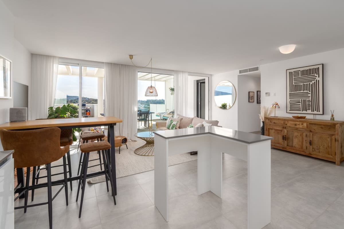 Middle Floor Apartment in La Cala de Mijas — photo 8 of 10