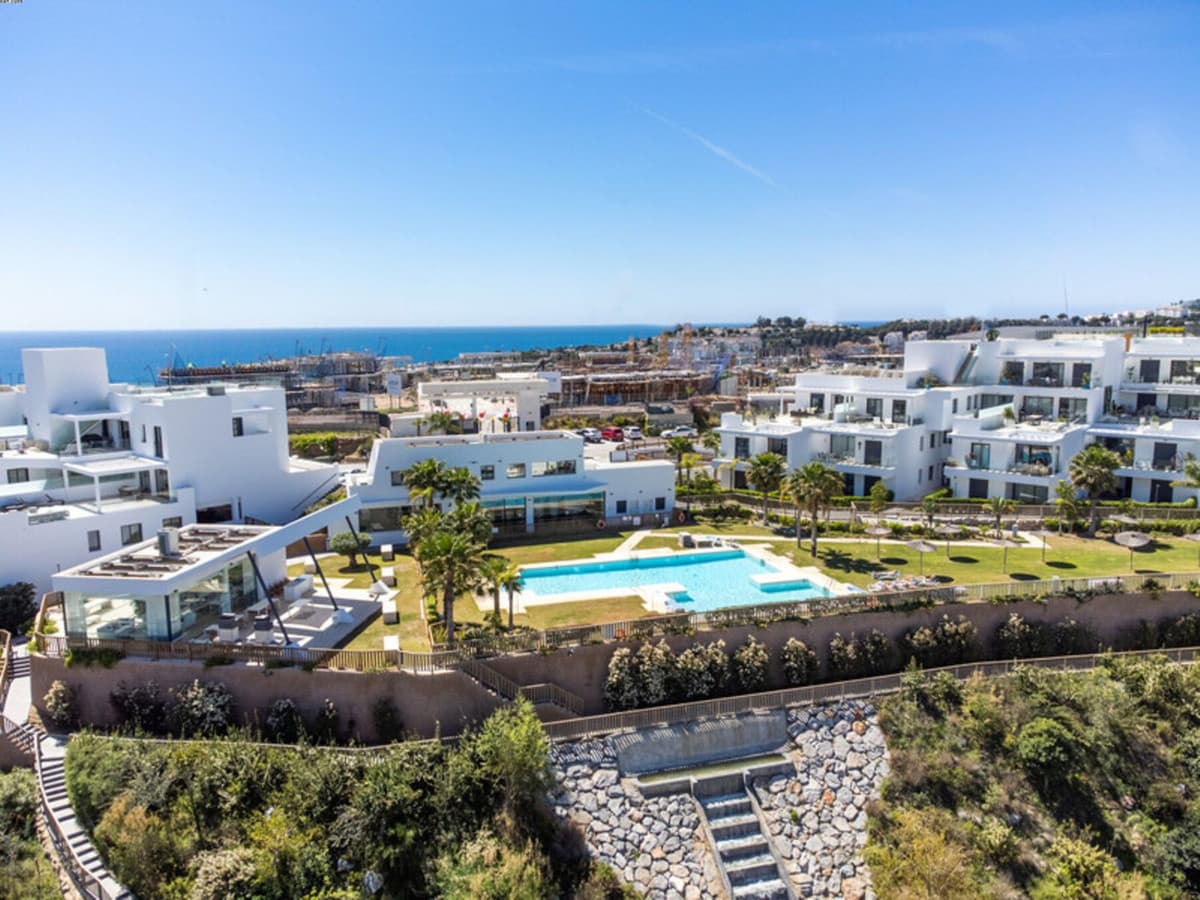 Middle Floor Apartment in La Cala de Mijas — photo 9 of 10