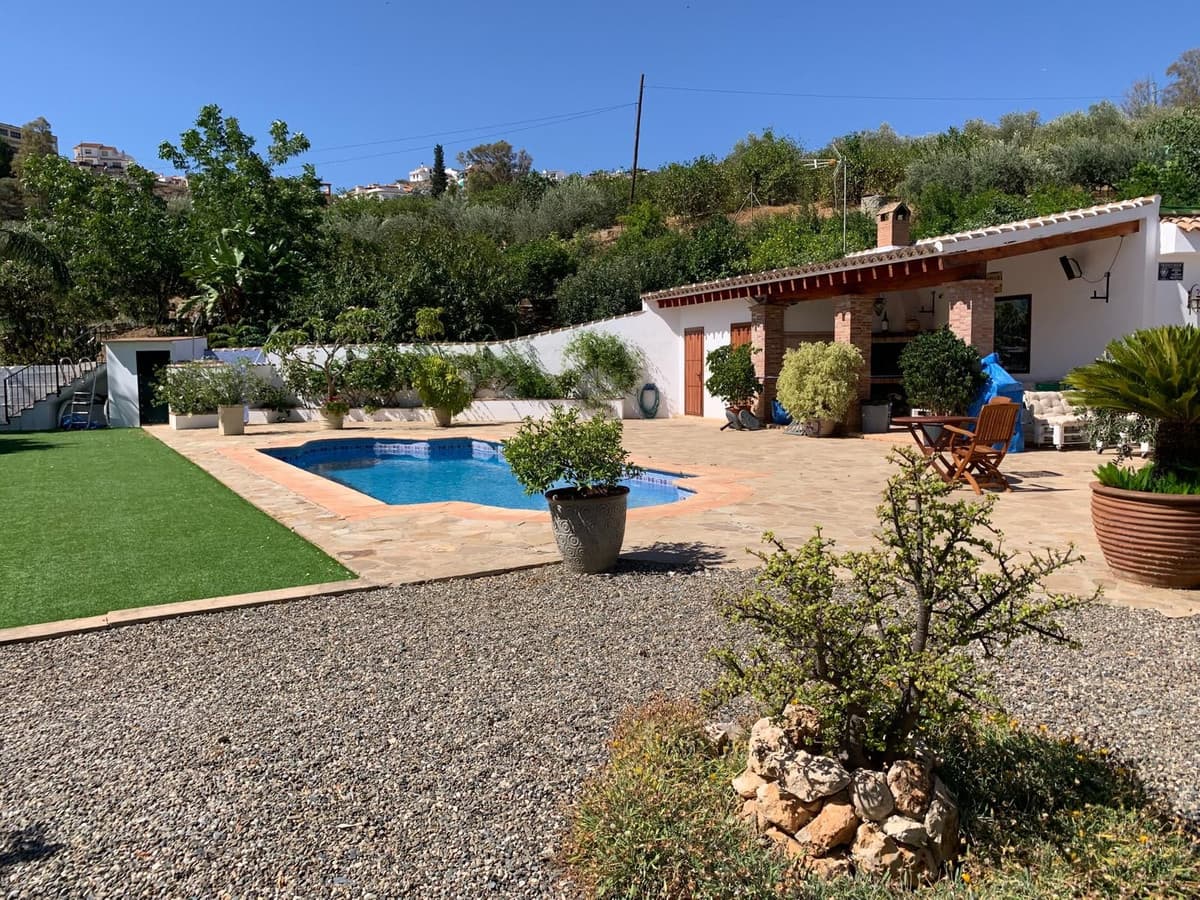 Detached Villa in Alora — photo 3 of 10