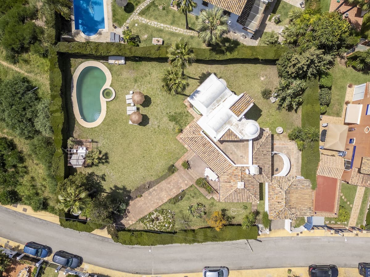 Detached Villa in Atalaya — photo 2 of 10