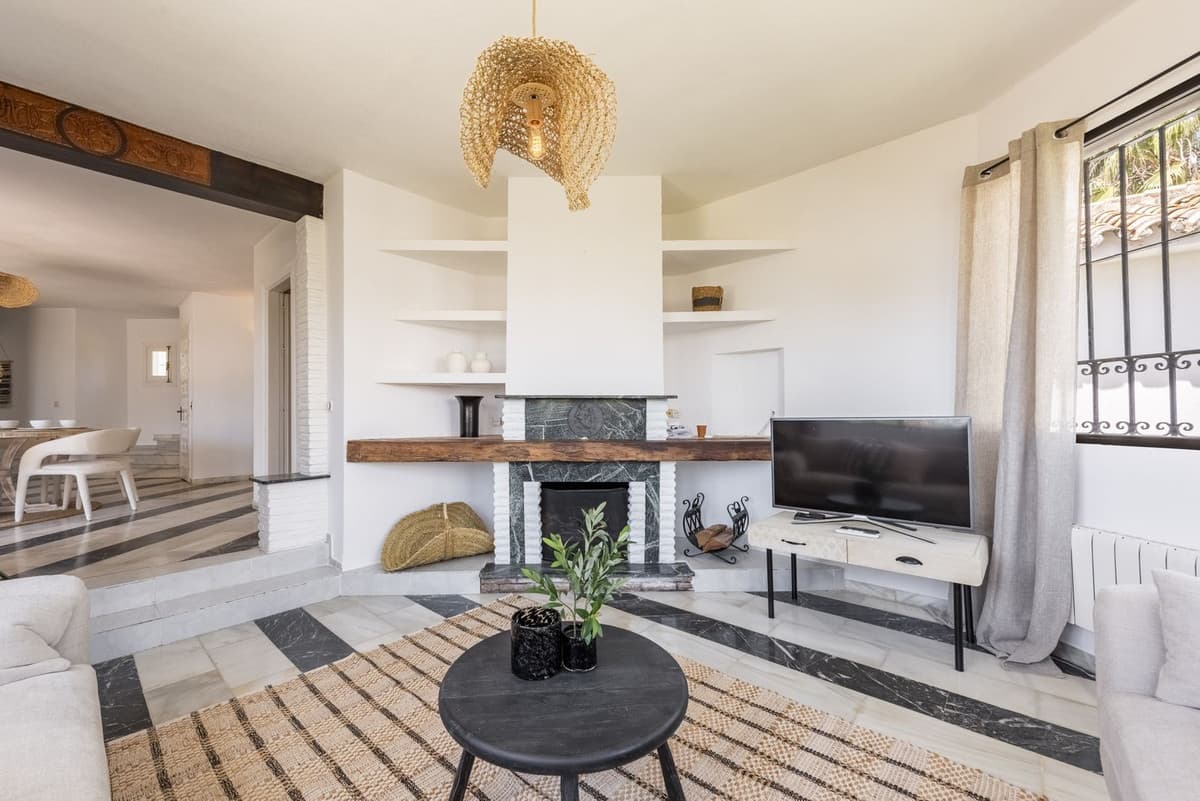 Detached Villa in Atalaya — photo 10 of 10