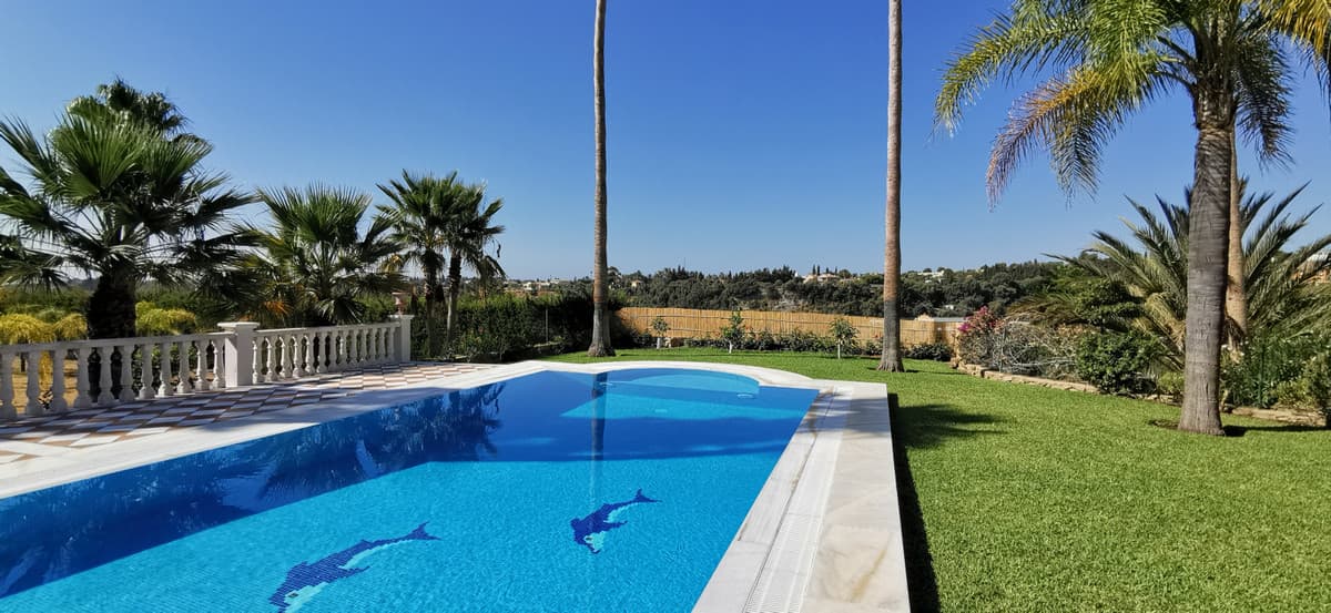 Detached Villa in Estepona — photo 5 of 10