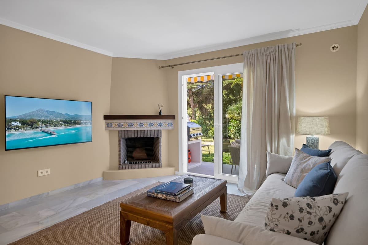 Townhouse in Calahonda — photo 4 of 10