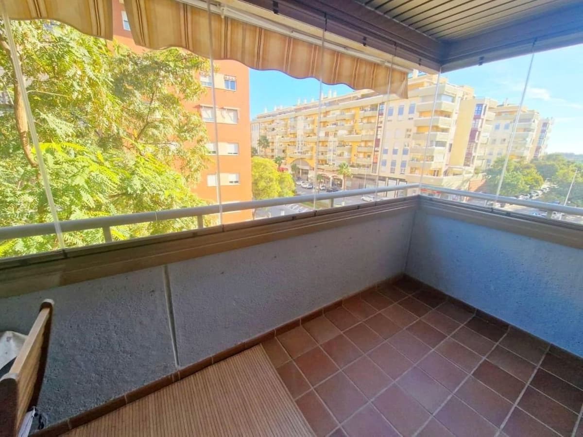 Middle Floor Apartment in Málaga