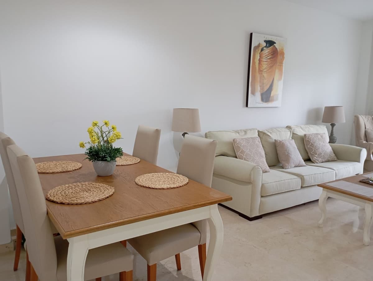 Middle Floor Apartment in La Duquesa — photo 6 of 10