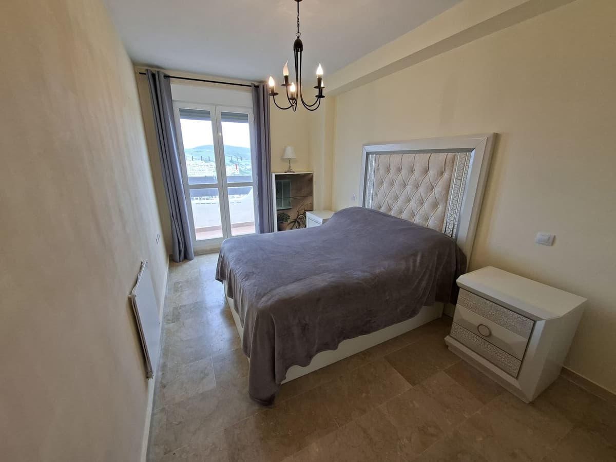 Penthouse in La Duquesa — photo 10 of 10