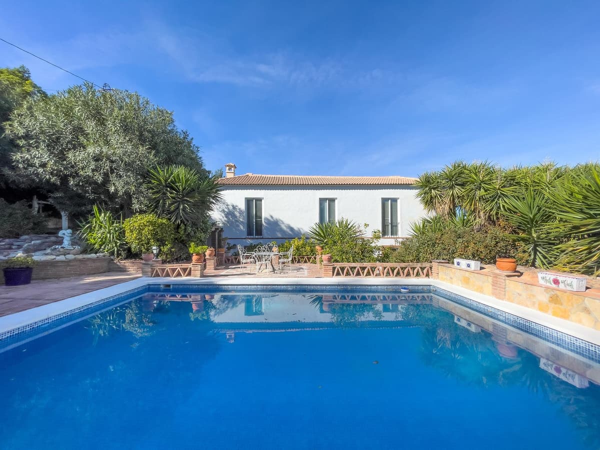 Cortijo in Coín — photo 1 of 10
