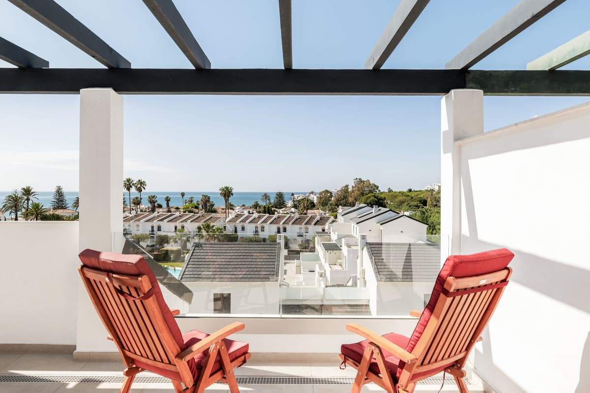 Penthouse Duplex in Estepona — photo 2 of 10