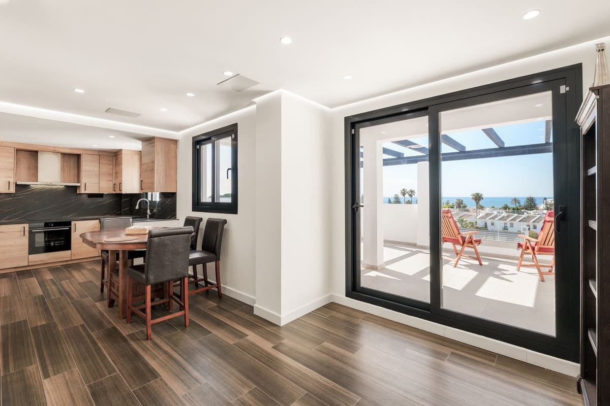 Penthouse Duplex in Estepona — photo 4 of 10