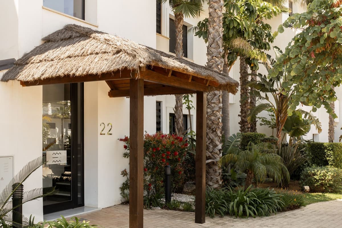 Ground Floor Apartment in Estepona — photo 5 of 10